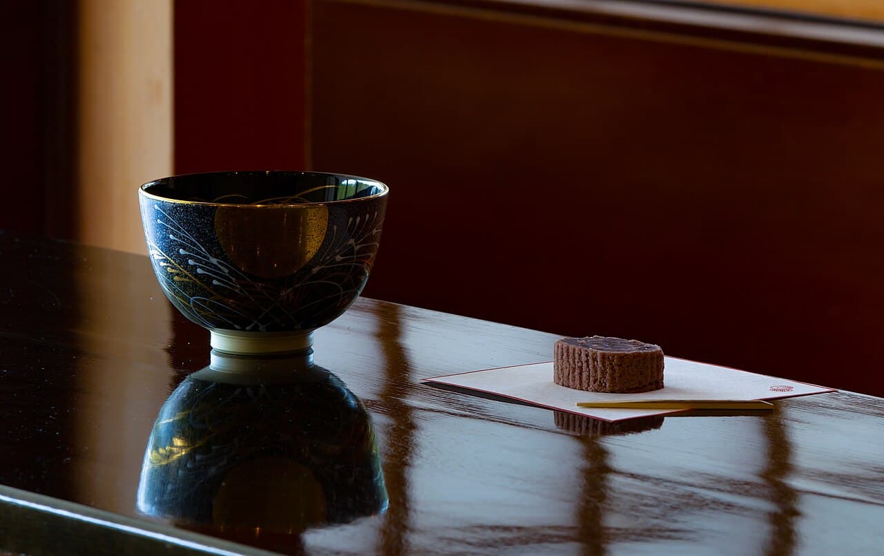 日本の茶道体験はいくら?【2026年・都市別料金ガイド】